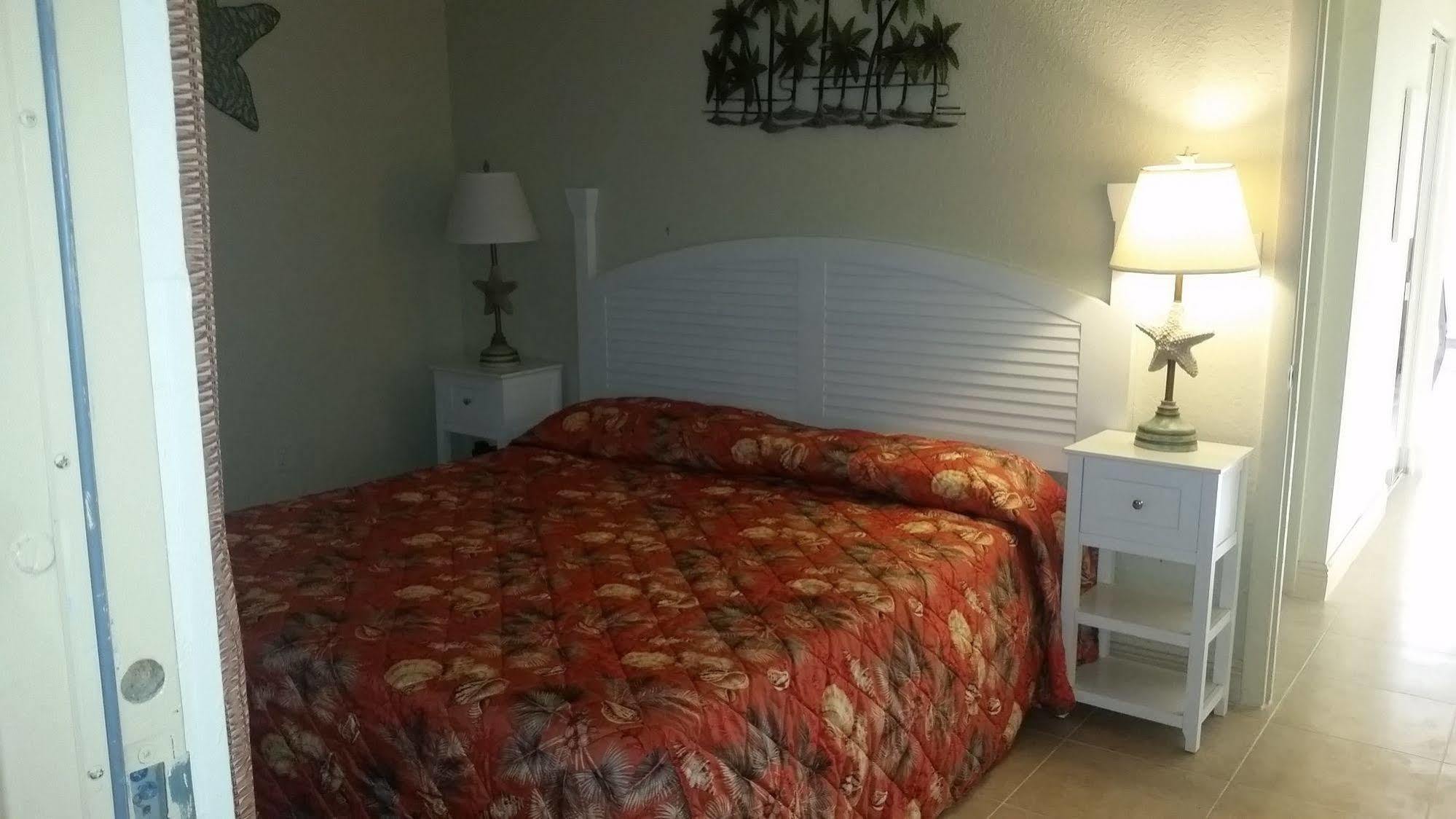 Anna Maria Island Dream Inn Holmes Beach Bagian luar foto