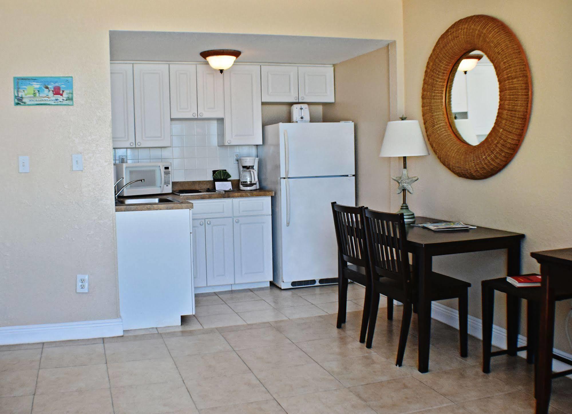 Anna Maria Island Dream Inn Holmes Beach Bagian luar foto