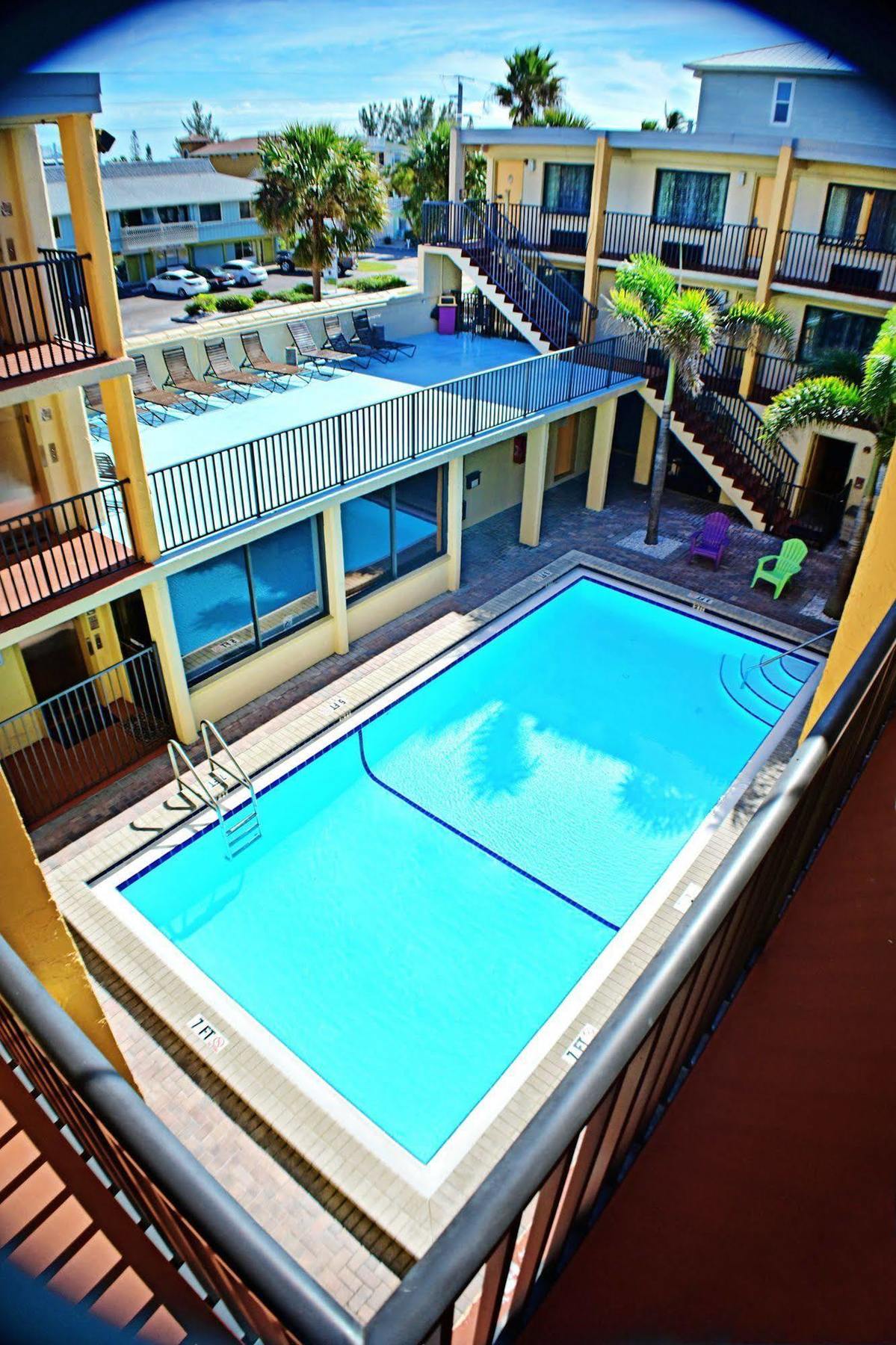 Anna Maria Island Dream Inn Holmes Beach Bagian luar foto